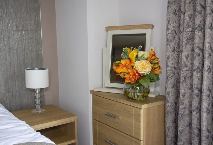 Hotel Rose And Crown