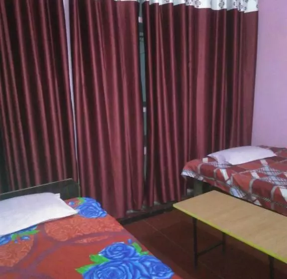 Majatalo K.s.n. Varanasi Paying Guest House