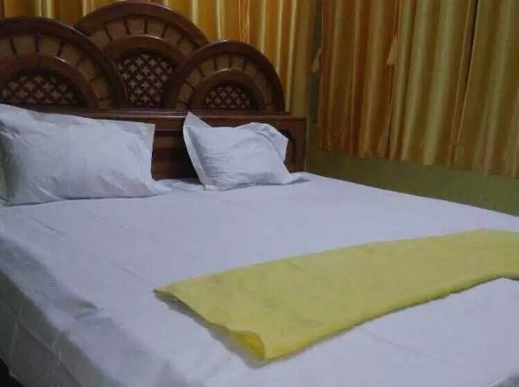 Majatalo K.s.n. Varanasi Paying Guest House