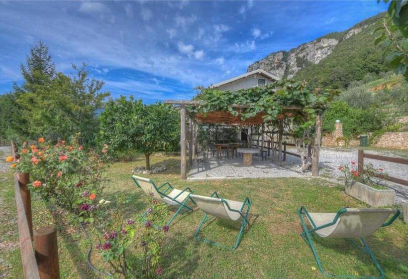 פנסיון La Sosta