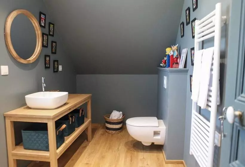 ペンション Le Manoir Des Chevaux Dores