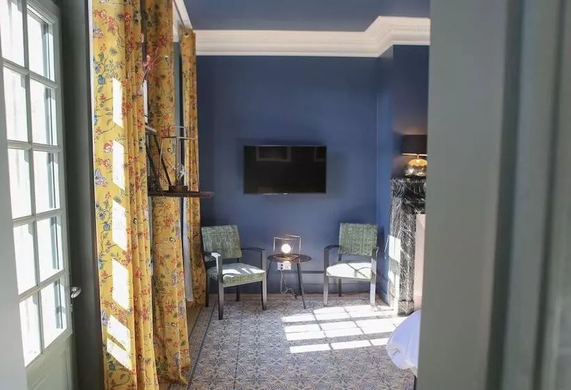 ペンション Le Manoir Des Chevaux Dores