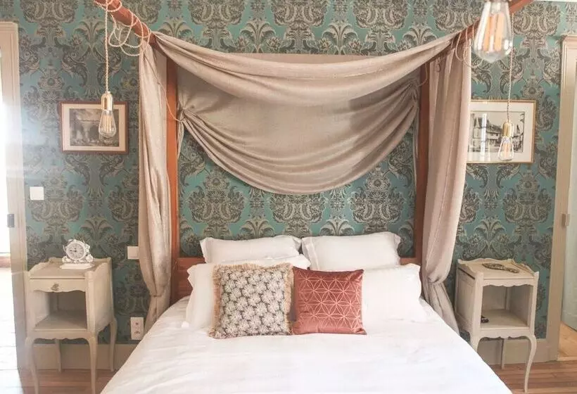 ペンション Le Manoir Des Chevaux Dores