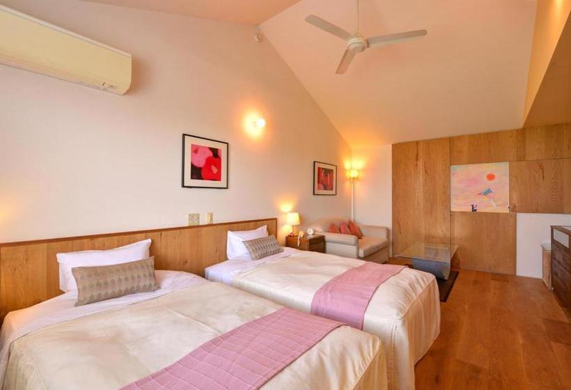 הוסטל Cafe  Isola Bella