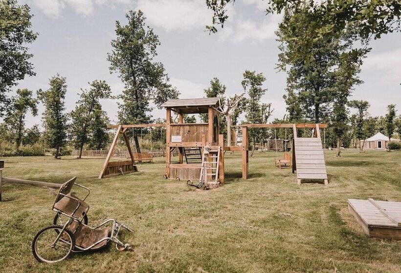 Bed and Breakfast Le Domaine De Petiosse