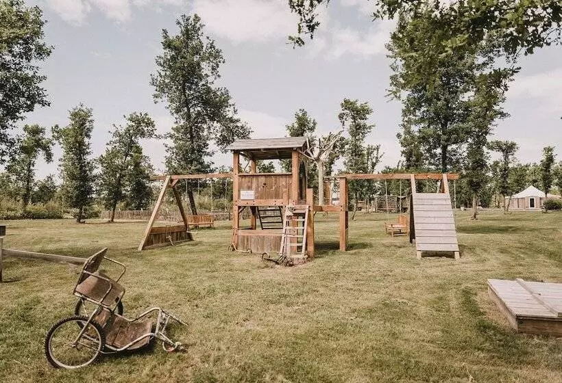 ベッドアンドブレックファースト Le Domaine De Petiosse