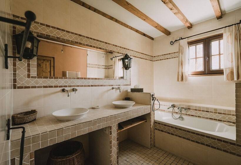 Bed and Breakfast Le Domaine De Petiosse