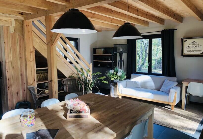 Bed and Breakfast Le Domaine De Petiosse