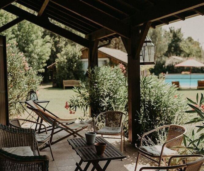Bed and Breakfast Le Domaine De Petiosse