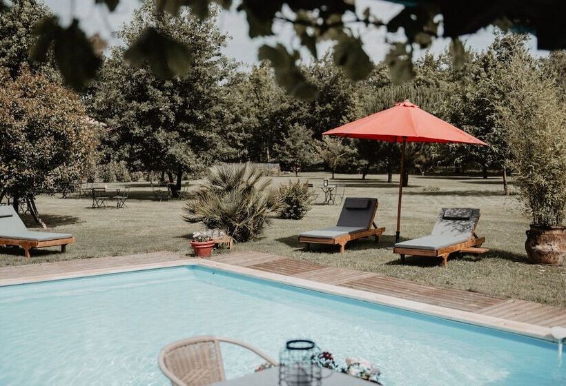 Bed and Breakfast Le Domaine De Petiosse