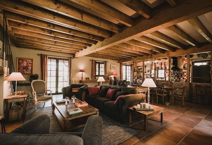 Bed and Breakfast Le Domaine De Petiosse