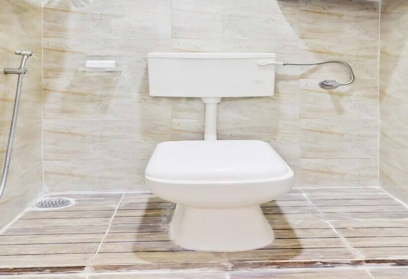 Hotell Oyo 36007 Mahendra Saver