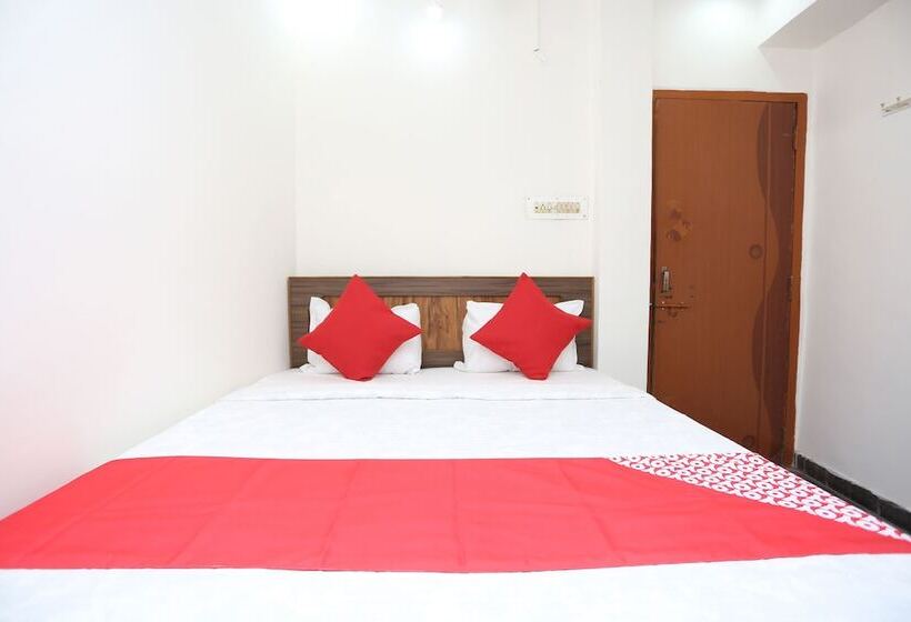 Hotell Oyo 36007 Mahendra Saver