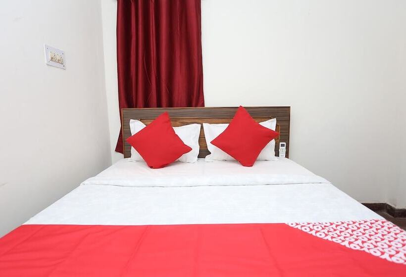 Hotell Oyo 36007 Mahendra Saver