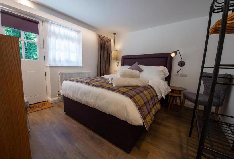 فندق The Withies Inn