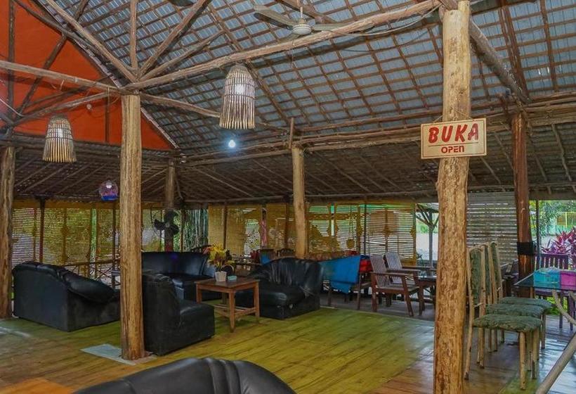 פנסיון Reddoorz Syariah Near Syamsudin Noor Airport 2