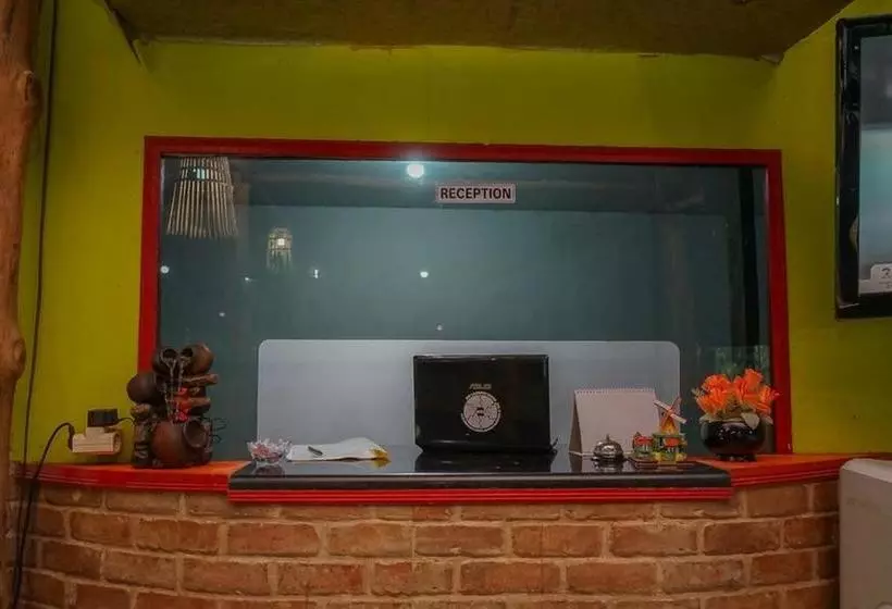 ペンション Reddoorz Syariah Near Syamsudin Noor Airport 2