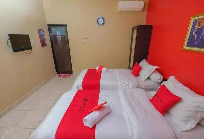 ペンション Reddoorz Syariah Near Syamsudin Noor Airport 2