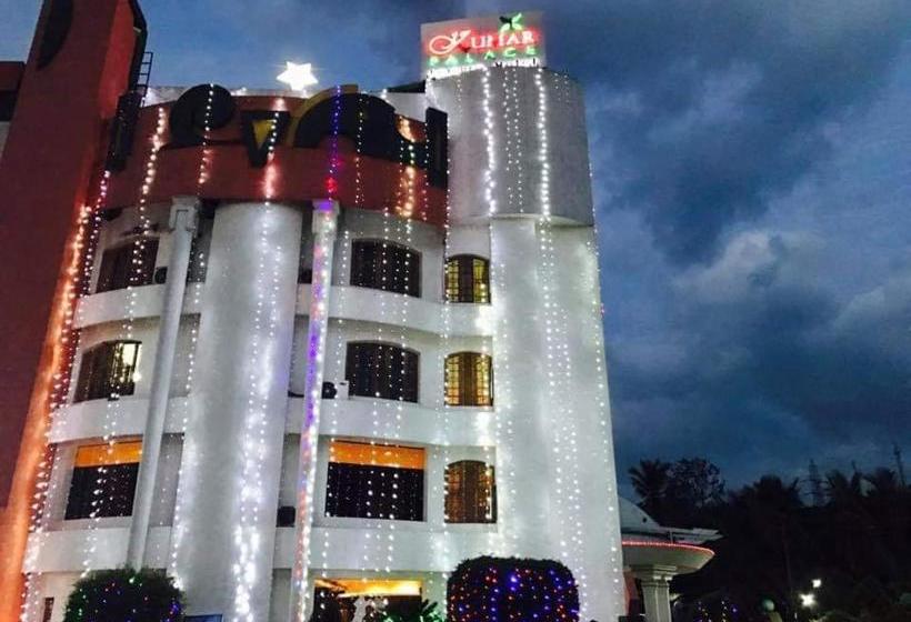 Hotelli Kumar Palace