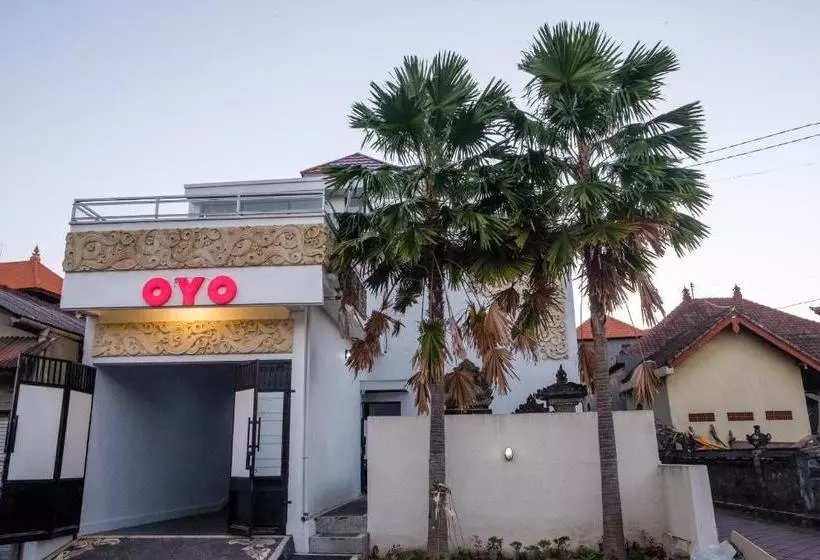 ホテル Oyo 672 Bali Radiance Canggu