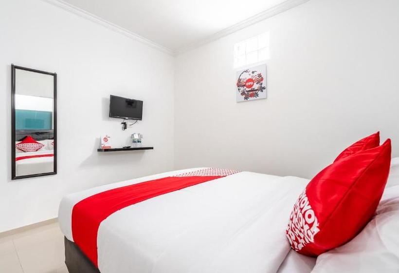 בית מלון כפרי Oyo 672 Bali Radiance Canggu