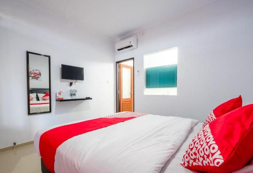 בית מלון כפרי Oyo 672 Bali Radiance Canggu