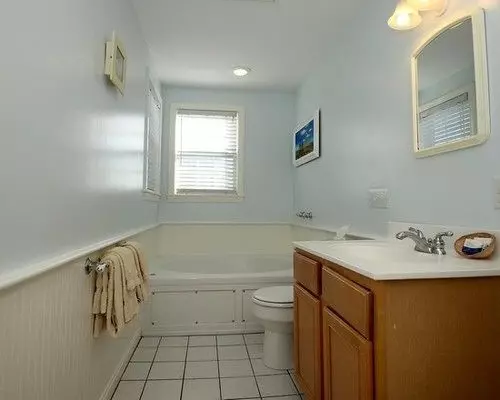 Colonial Acres Resort