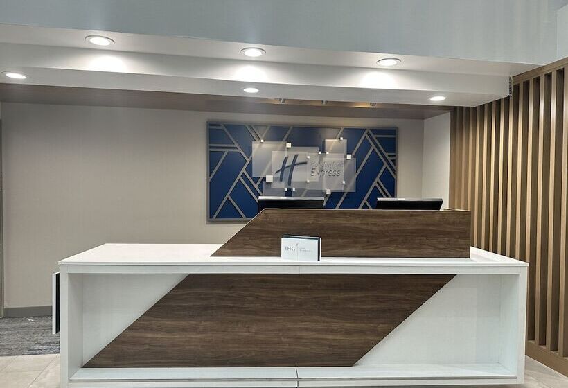 Holiday Inn Express Hotel & Suites West Chester By Ihg