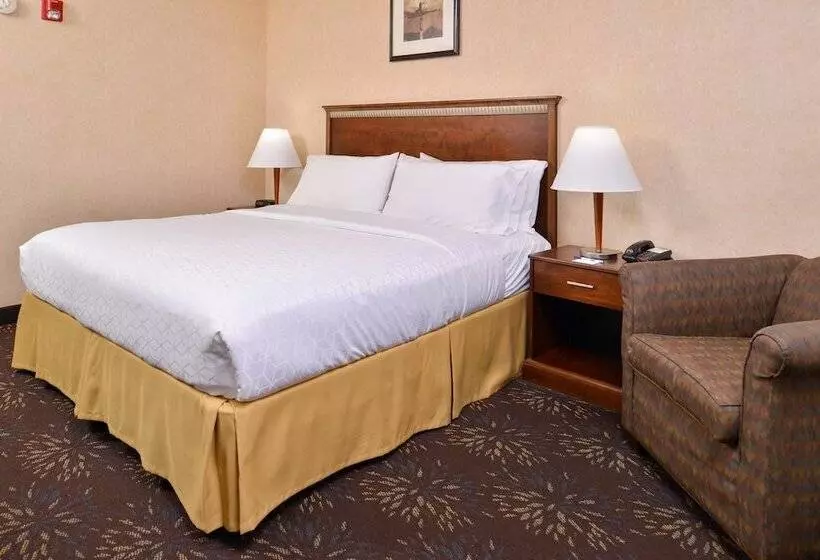 Holiday Inn Express Hotel & Suites West Chester By Ihg