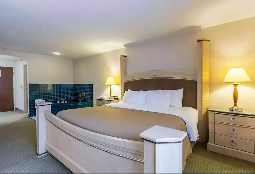 호텔 Baymont By Wyndham Omaha Sw