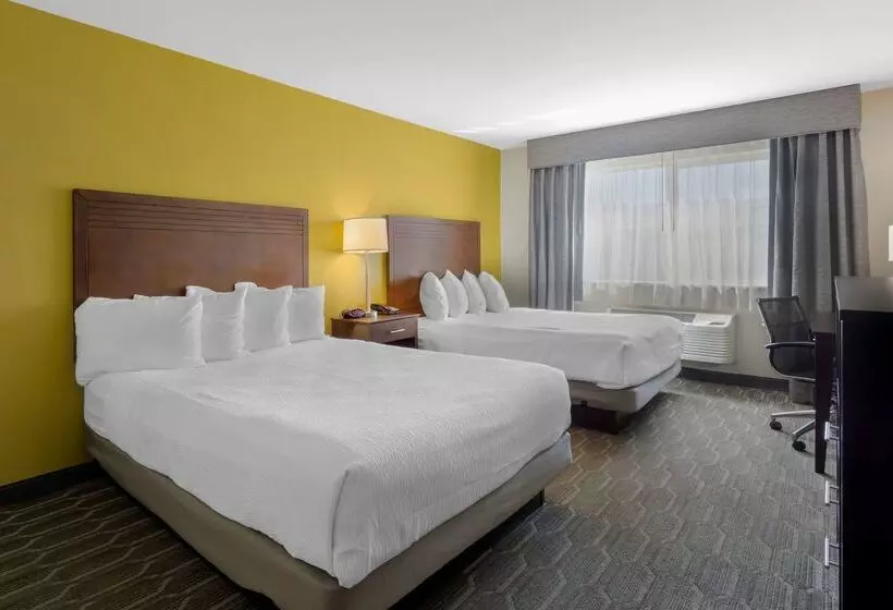 هتل Best Western Plus Wenatchee Downtown