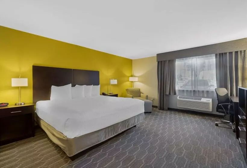 هتل Best Western Plus Wenatchee Downtown