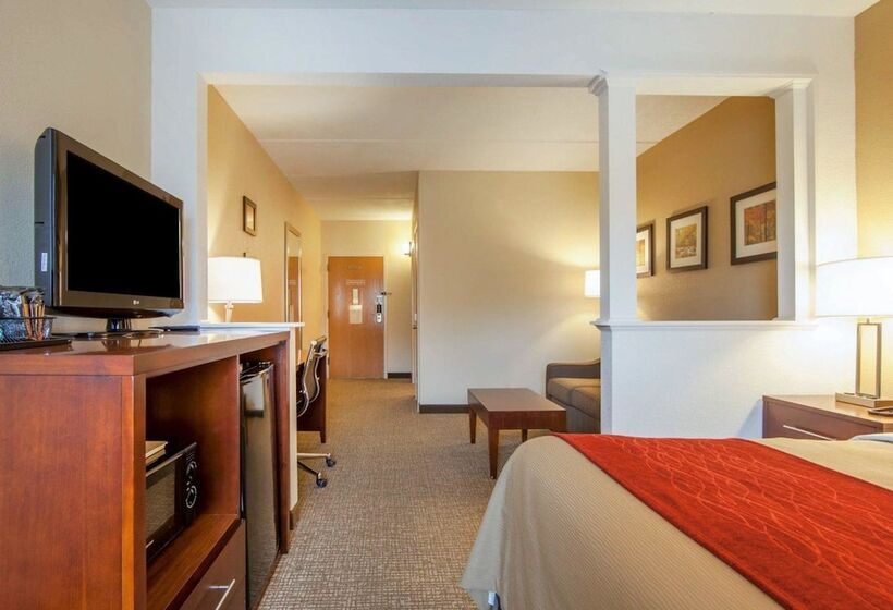 호텔 Comfort Inn At Royal Blue