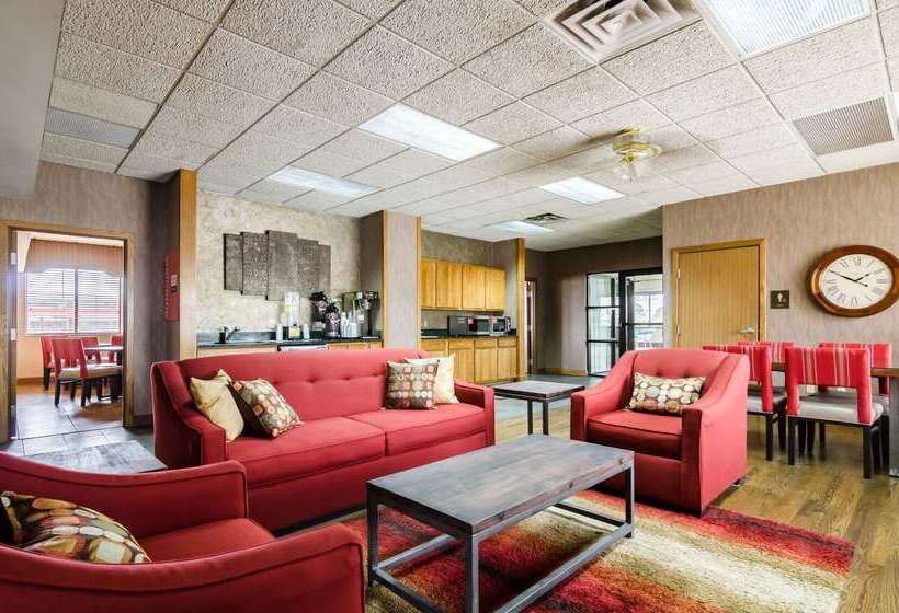 בית מלון כפרי Comfort Inn