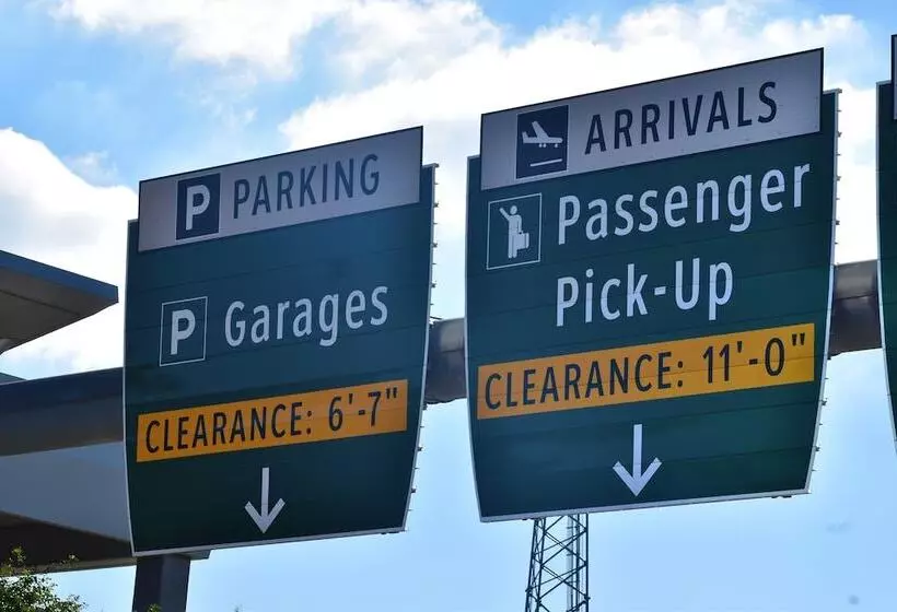 酒店 Express Inn Hobby