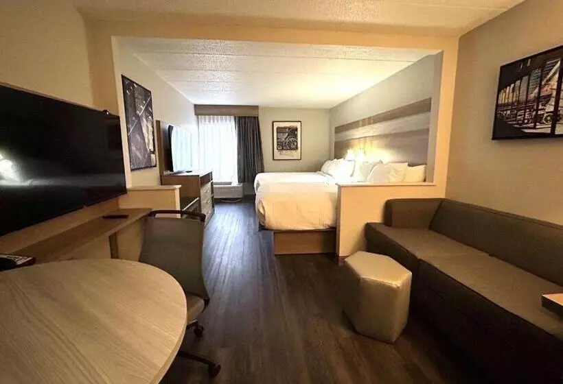 Отель Best Western Plus Heritage Rail Inn & Suites