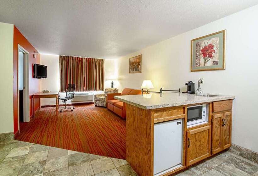 בית מלון כפרי Quality Inn Aberdeen