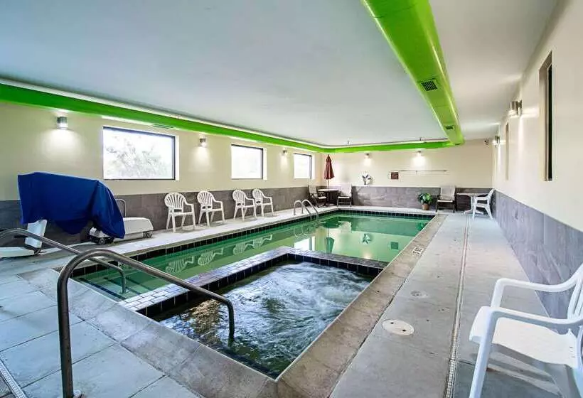 Отель Quality Inn Aberdeen