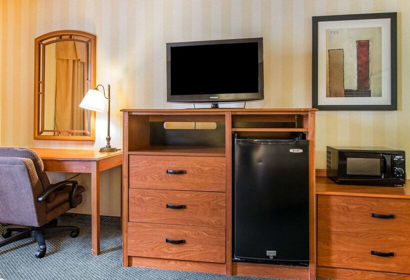 هتل Quality Inn Airport