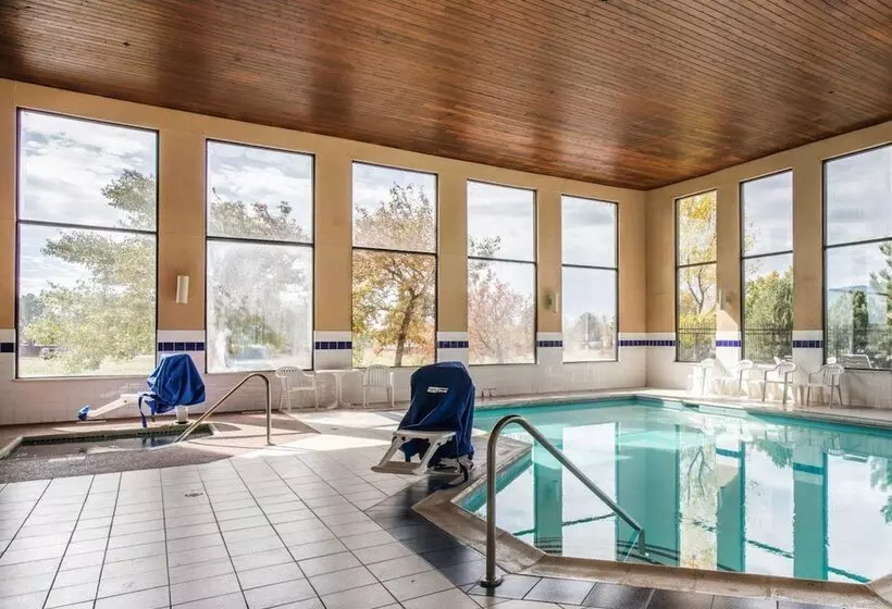 호텔 Quality Inn Airport