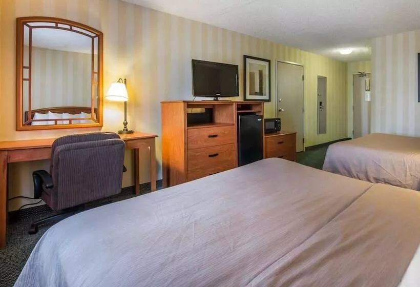 호텔 Quality Inn Airport