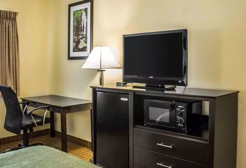 هتل Quality Inn