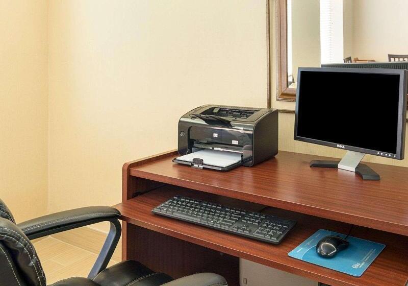 فندق Quality Inn Richmond Airport