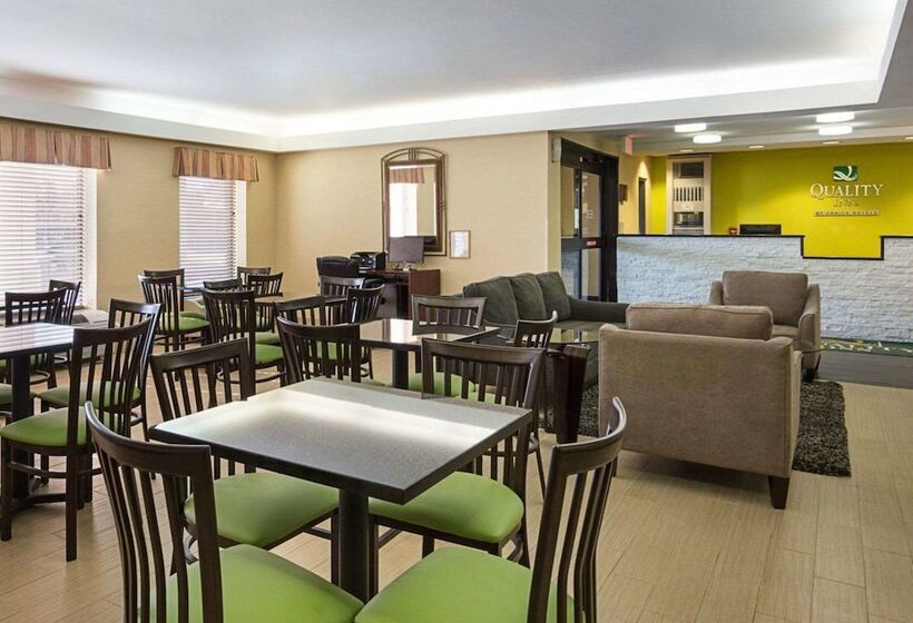 فندق Quality Inn Richmond Airport