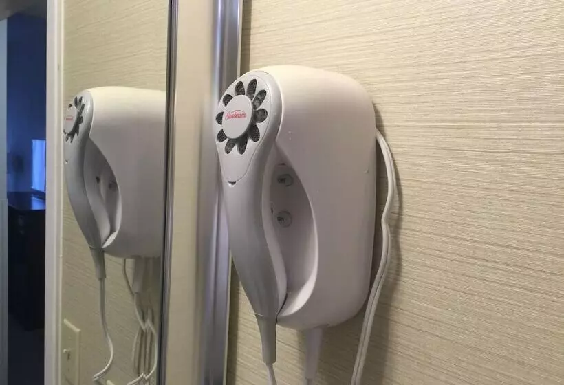 酒店 Quality Inn Richmond Airport