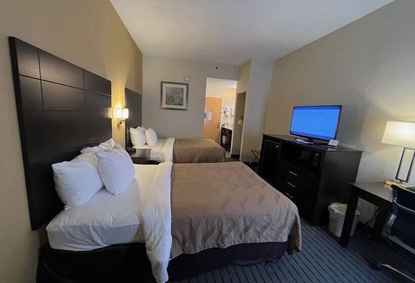 فندق Quality Inn Richmond Airport