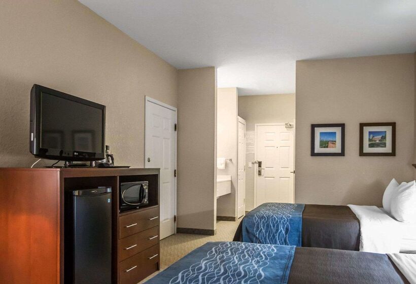 호텔 Quality Inn & Suites Dixon Near I88