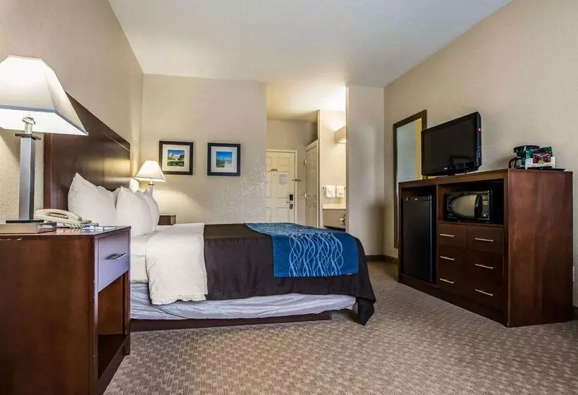 ホテル Quality Inn & Suites Dixon Near I88