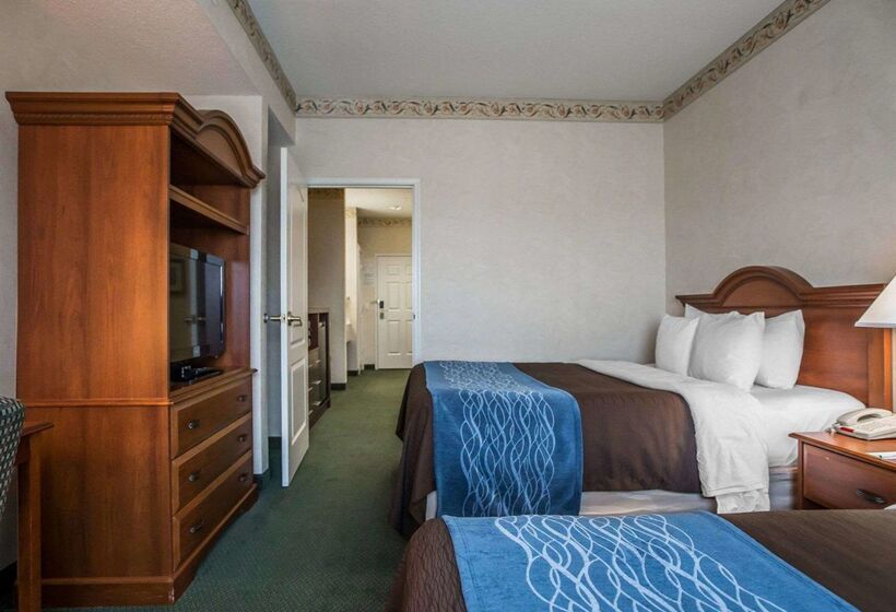 호텔 Quality Inn & Suites Dixon Near I88