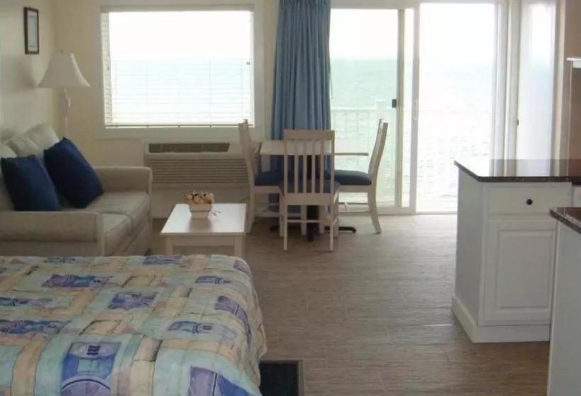 The Colony Beach Motel